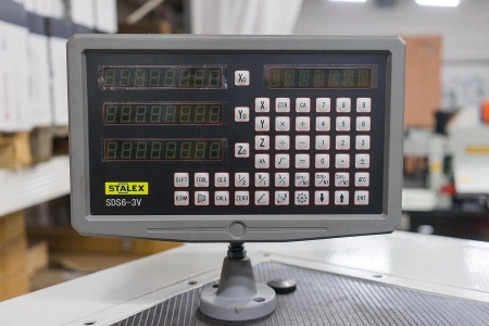 Токарно-винторезный станок STALEXCM6241/1500