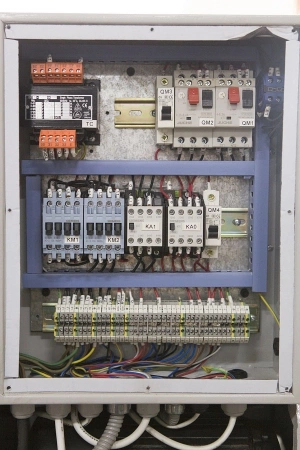 Станок токарно-винторезный STALEX C0632D/1000
